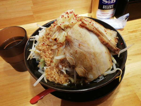 「もり次郎 中盛300g ¥790」@中野屋らーめん THE JIRO 京都駅前店の写真