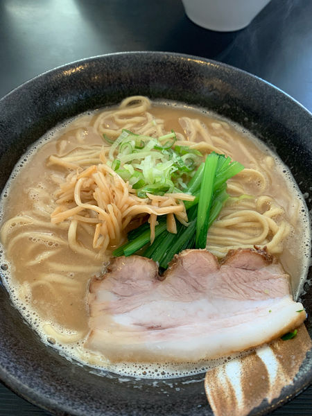 「秋刀魚拉麺 大盛り」@拉麺 阿吽の写真