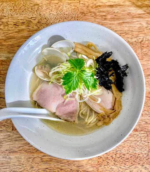 「貝塩拉麺」@麺屋 心羽の写真