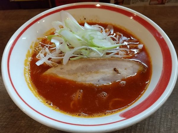 「ピリ辛ラーメン」@和歌山ラーメン まる岡の写真