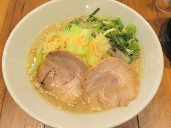 「味噌白丸（979円）」@一風堂 ルミネ立川店の写真