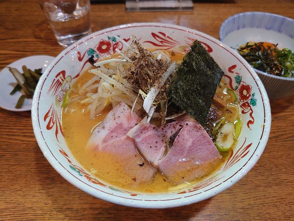 「シビ辛ゴマ醤油ラーメン 大盛(12月限定)」@麺ごころ 佑庵の写真