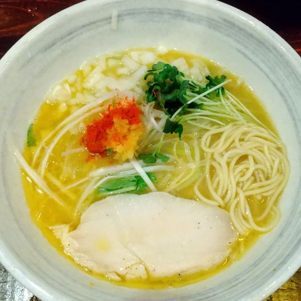 「濃厚鶏塩らーめん850円（周年記念300円）他２品」@鶏SOBA 春夏冬～あきない～の写真