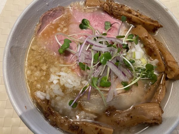 「背脂ソバ醤油 850円（メンマ+100円）」@らーめん 和なり TRIOの写真