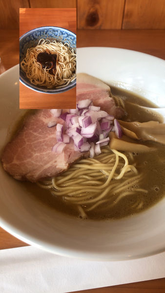 「にぼしらーめん＋まー油替玉」@らーめん コッコの写真