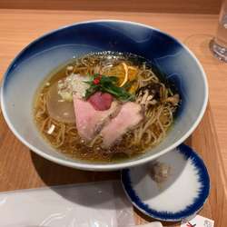 コンソメラーメン 2000円