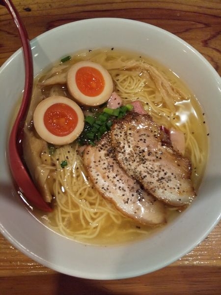 「ペペロンラーメン（味玉付き）」@十夢の写真