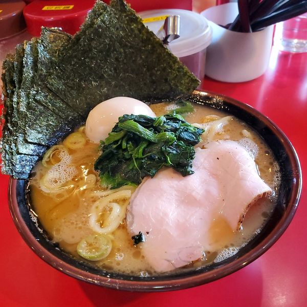 「のり玉ラーメン」@どんとこい家の写真