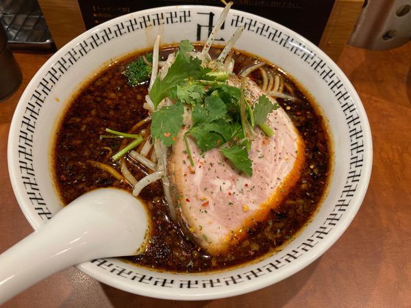 「スパイスラーメン」@スパイス・ラー麺 卍力の写真