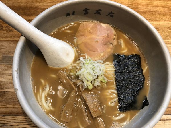 「らーめん」@麺屋吉左右の写真