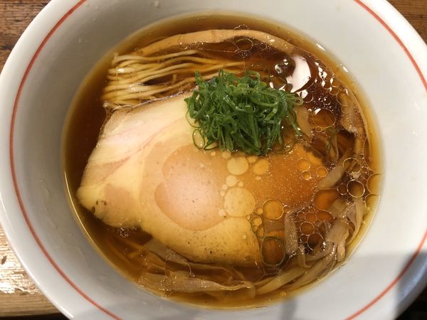 「醤油ラーメン」@ラーメン屋 トイ・ボックスの写真