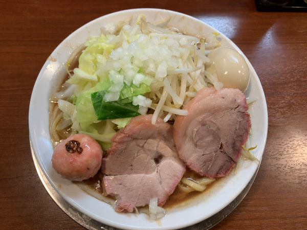 「ラーメン850円、味付玉子100円」@ウチデノコヅチの写真