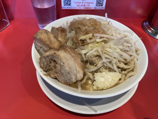 「ラーメン　極太麺　200g 豚マシ」@ボディブローの写真