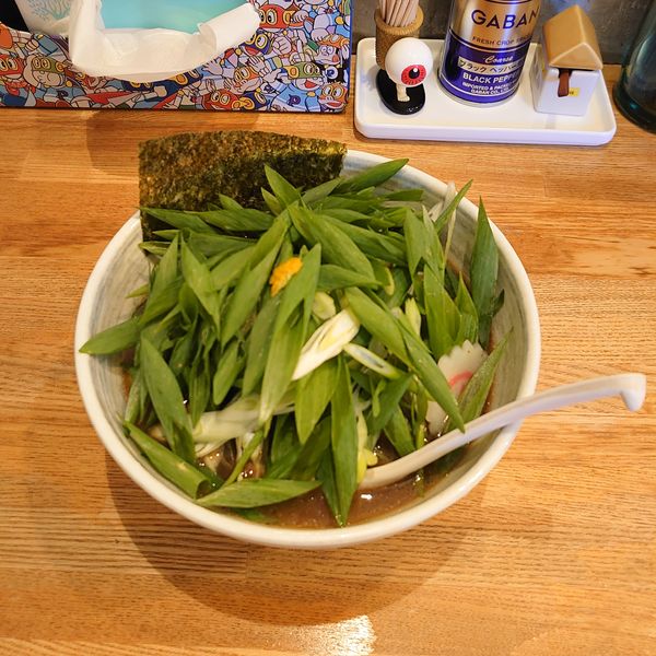 「醤油らーめん ねぶかトッピング」@屋台 ちかみちらーめんの写真