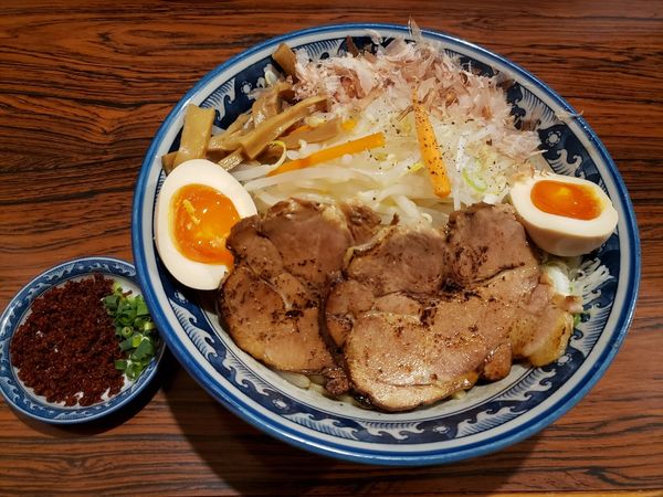 「特製汁なし中華そば+エビ辛し50円」@浜屋 五反田店の写真
