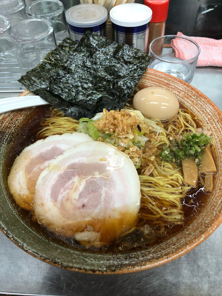 「覆麺醤油大盛り」@覆麺 智の写真