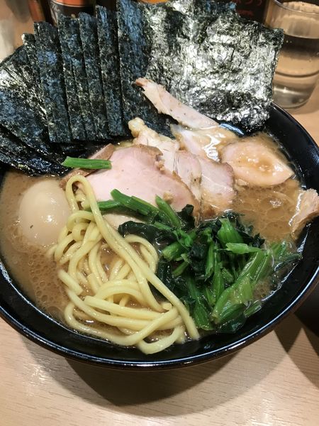 「特製ラーメン　中　のり」@輝道家直系 皇綱家の写真