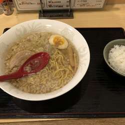 背脂ラーメン（環七ラーメン）