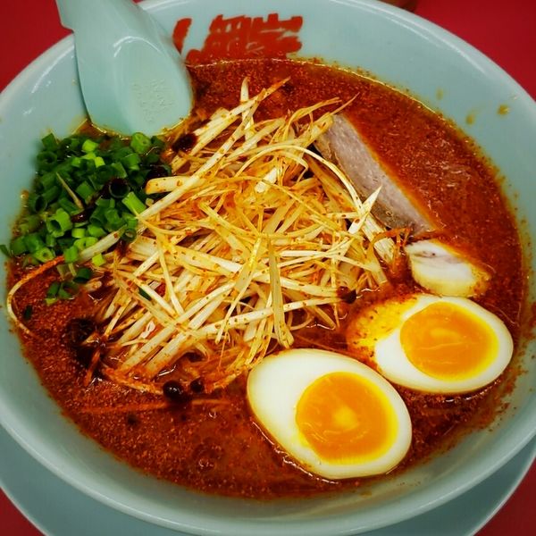 「ウルトラ激辛ラーメン ９２０円」@ラーメン山岡家 水戸南店の写真