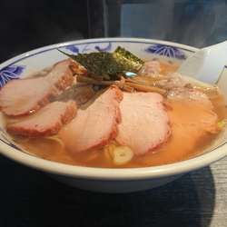 チャーシューワンタンメン