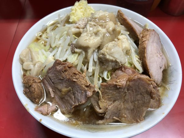 「小ぶた入りカタヤサイニンニクアブラ」@ラーメン二郎 上野毛店の写真
