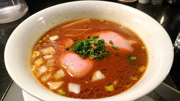 「【夜】季節限定：赤味噌らぁめん」@KaneKitchen Noodlesの写真