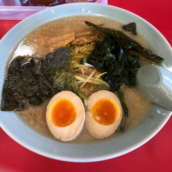 「ネギラーメン＋味玉」@ラーメンショップ 薮塚店の写真