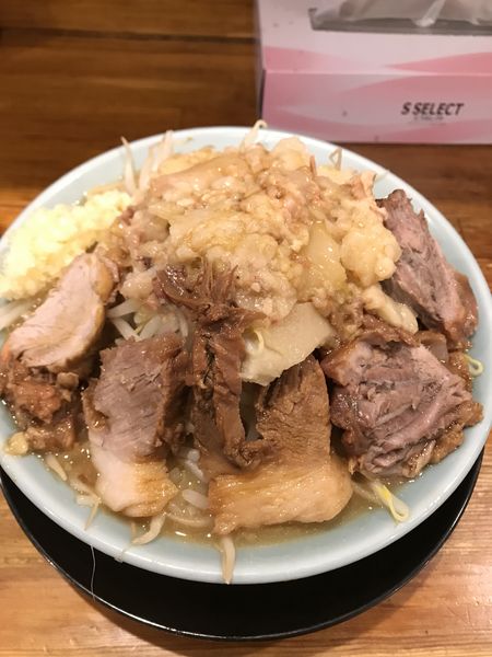 「チャーシューメン、少な目、ヤサイ、ニンニク、アブラ」@ラーメン盛太郎の写真