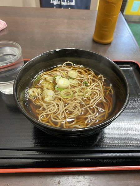 「かけそば290円」@天かめ 江戸川橋店の写真