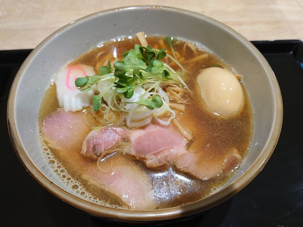 「日本一しょうゆの醤油そば850円＋味玉120円」@井の庄 光が丘店の写真