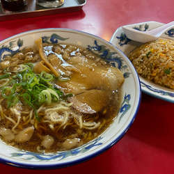 ラーメン　＋　チャーハン(小)