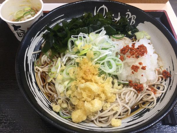 「朝そば鬼おろし・ぶっかけ・わかめ変更+納豆(¥360)」@ゆで太郎 竹橋店の写真