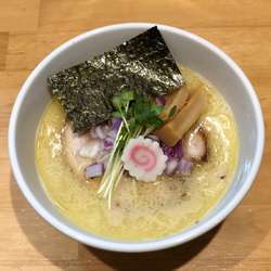 名古屋コーチン鶏白湯 ¥800