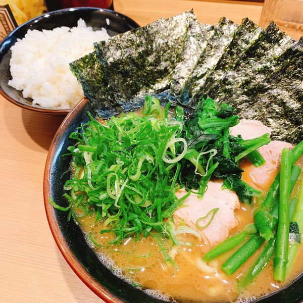 「のり九条ねぎラーメン+ライス」@輝道家直系 皇綱家の写真