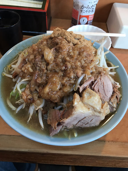 「大ラーメン　タマゴ　魚粉」@立川マシマシ ロイヤルスープの写真