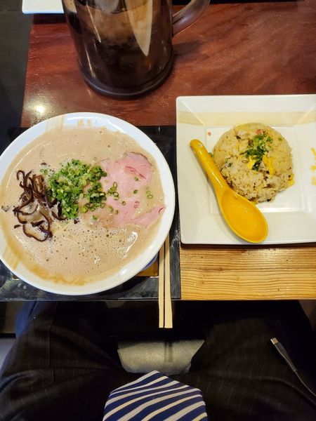 「焼きめしランチ(ラーメン　焼きめし(小))」@博多一幸舎 総本店の写真
