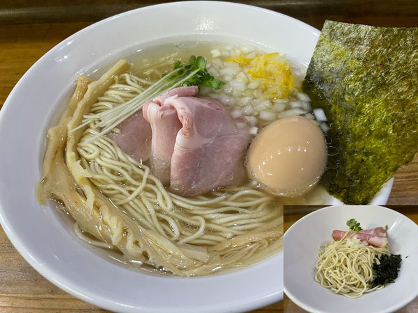 「味玉生姜香るそば(白醤油Ver.)900円、和え玉250円」@へべれ家の写真