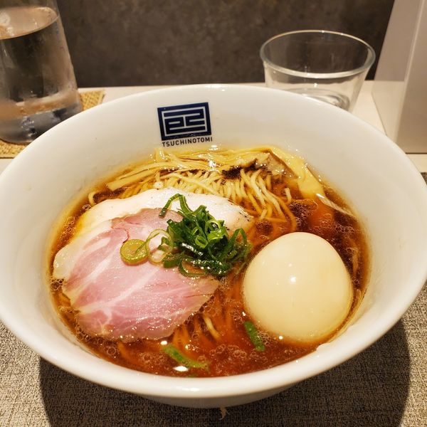 「淡麗醤油ラーメン」@淡麗拉麺 己巳の写真