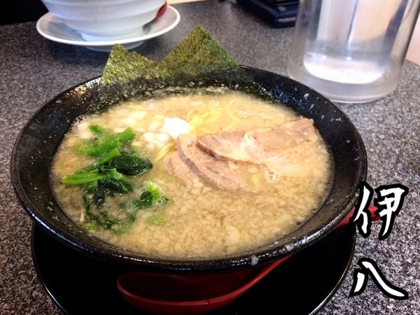 「醤油ラーメン￥650」@拉麺・呑み喰い処 伊八の写真