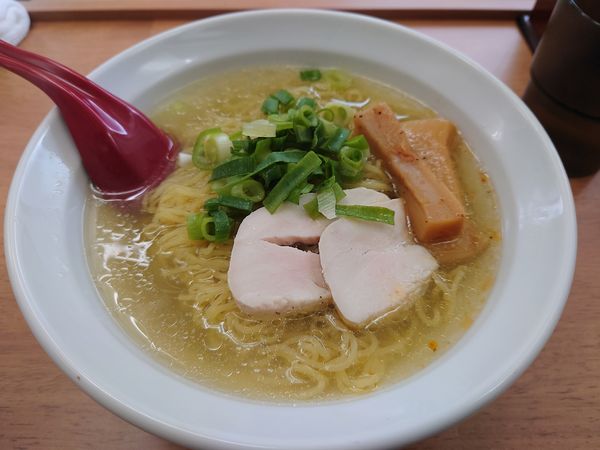 「塩知床鶏中華そば 680円（極細ちぢれ麺）」@中華そば 大和の写真