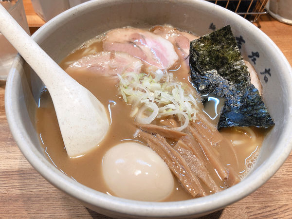 「味玉らーめん　チャーシュー」@麺屋吉左右の写真