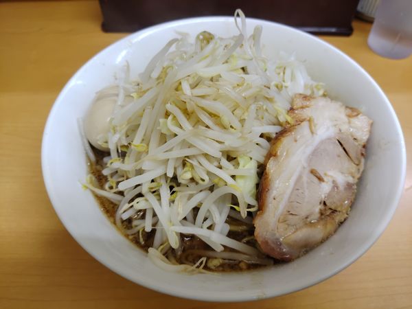 「ラーメン味玉」@ラーメン ○菅の写真