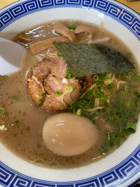 「とんこつらーめん＋味付玉子」@なかじまの写真