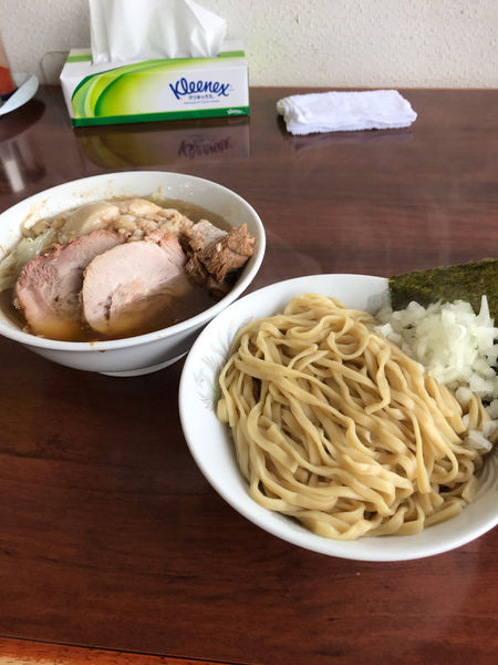 「豚骨魚介つけ麺(あつもり、アブラ)」@ラーメン 滋悟郎の写真