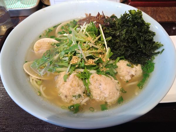 「はまぐりそば(細麺)+鶏団子+¥1000-」@九十九里 麺ドラゴンの写真