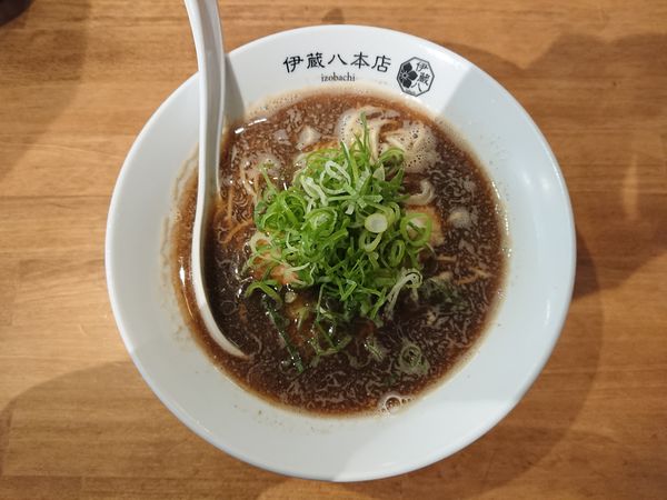 「伊蔵八中華そば￥780」@中華そば つけそば 伊蔵八 本店の写真