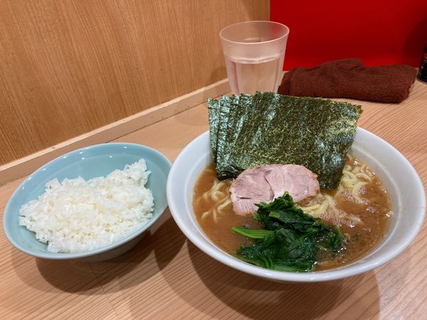 「ラーメン並」@漢ラーメン 室の写真