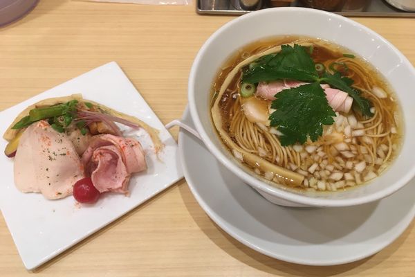 「特製仕様　三種のスープの芳醇中華Soba」@銀座 篝 大手町店の写真