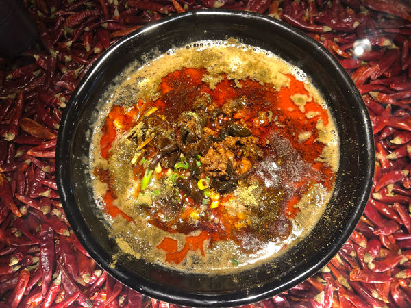 「坦々麺（オリジナルブランド）5辛2痺」@四川担々麺 ななつぼし 新橋店の写真