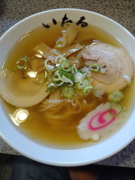 「らーめん 680円 ぎょうざ(3個) 290円」@青竹手打ち佐野らーめん いたるの写真